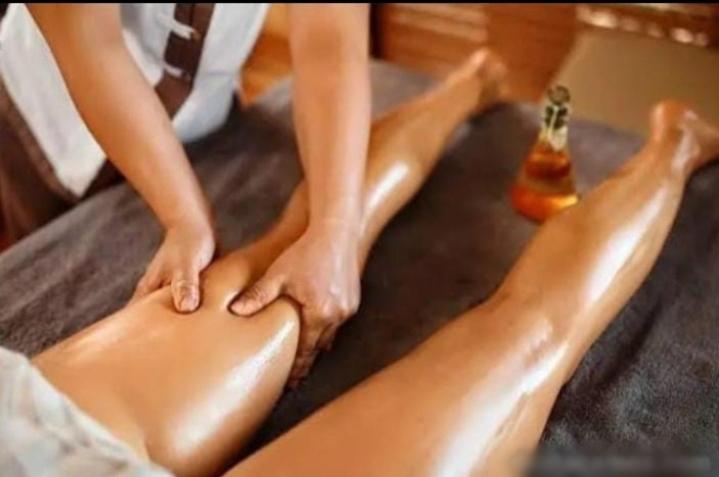 Chica busca chico en Cádiz: 