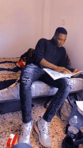 631079271: Chico busca chica en Huesca