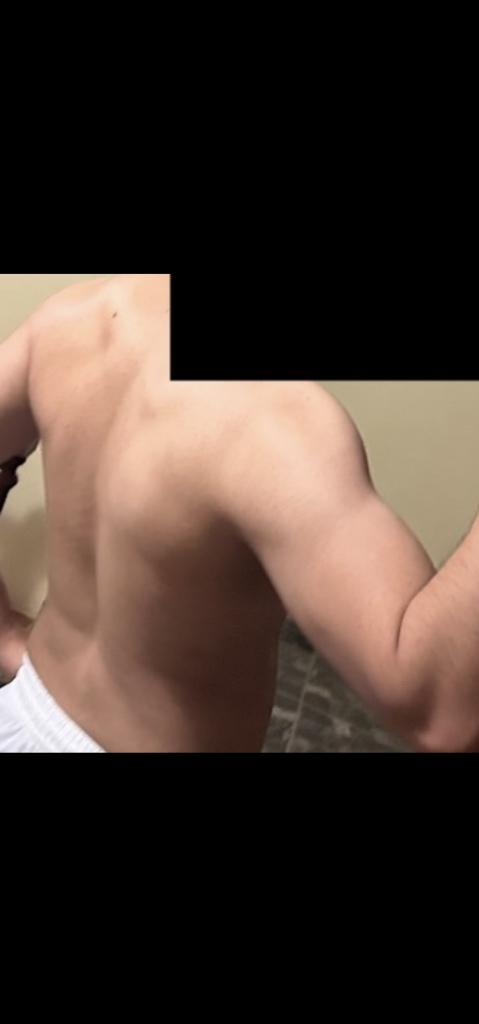 Chico busca chica en Sevilla: 