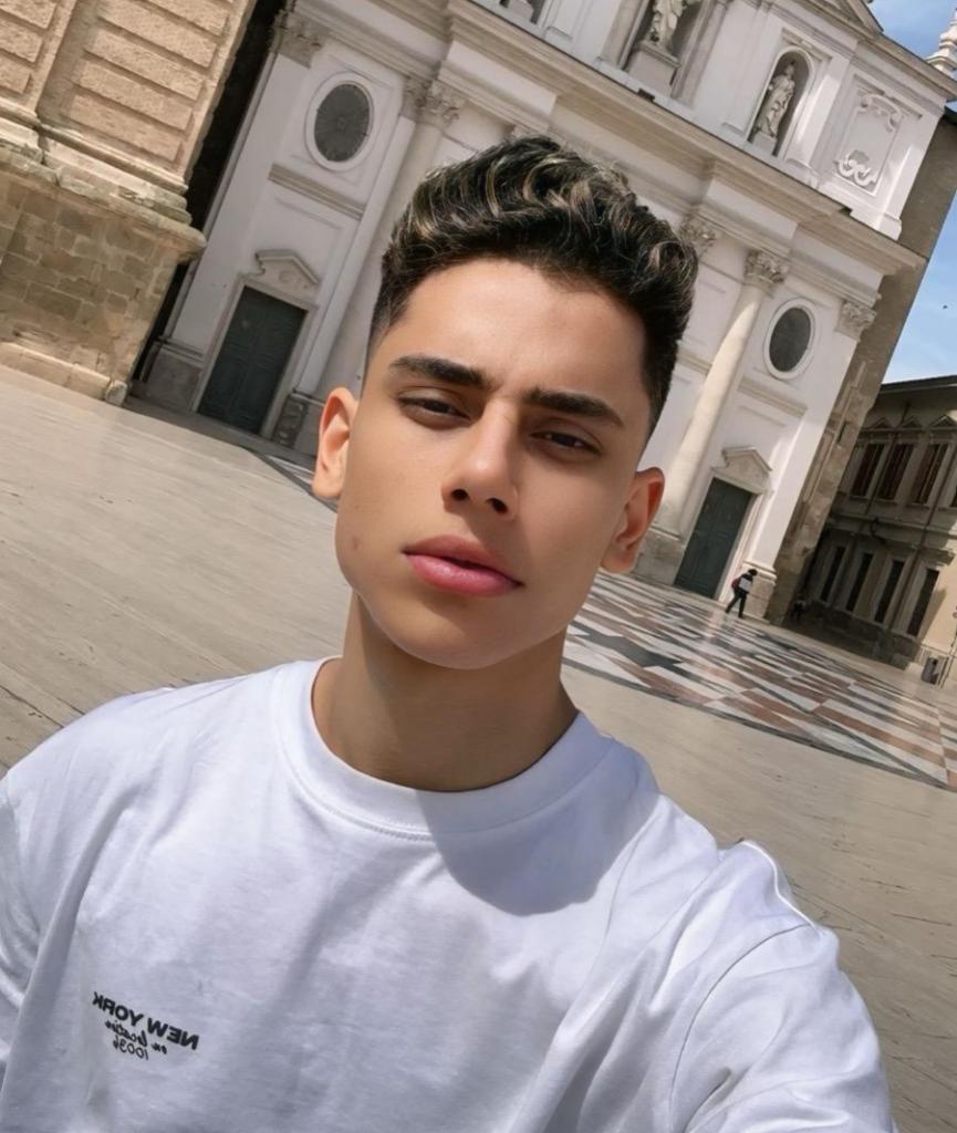 Chico busca chica en Zaragoza: 