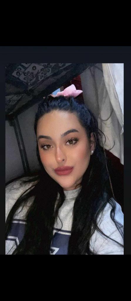 Chica busca chico en Granada: 