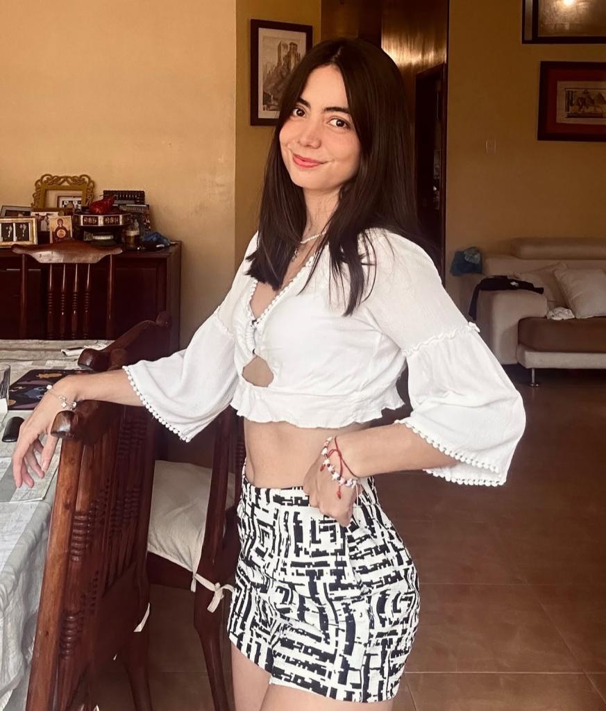 613122191: Chica busca chico en Lugo