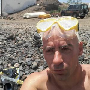 632964351: Chico busca chica en Barcelona