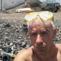 632964351: Chico busca chica en Barcelona