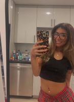 631063958: Chica busca chico en Cantabria