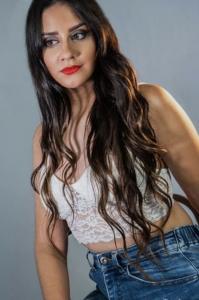 615694299: Chica busca chico en Madrid