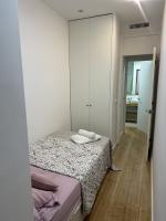 695887208:  en Barcelona