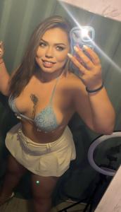 643778301: Chica busca chico en Alicante