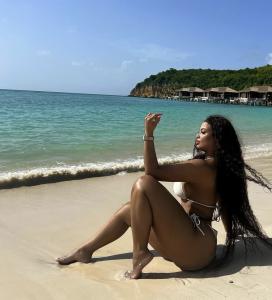 697721695: Chica busca chico en Córdoba