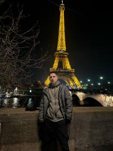 662632064: Chico busca chica en Madrid