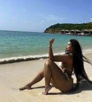 697721695: Chica busca chico en Córdoba