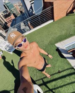 621433583: Chico busca chica en Málaga