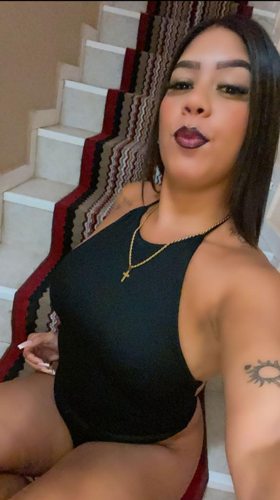 Chica busca chico en Almería: 