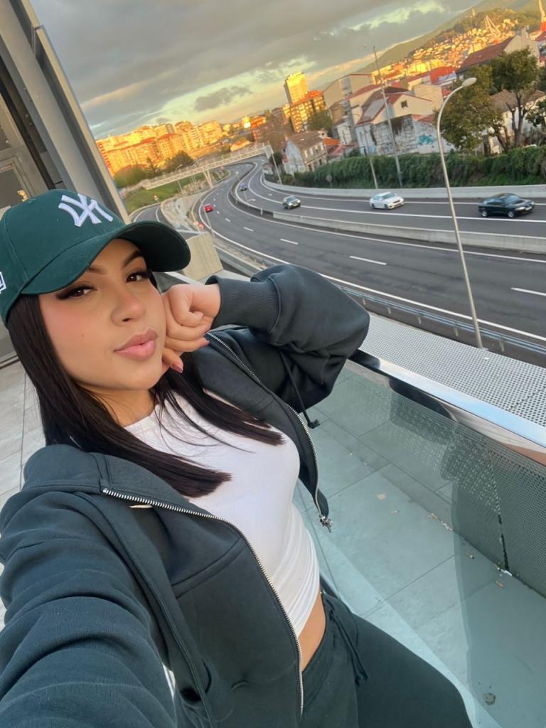 Chica busca chico en La Coruña: 