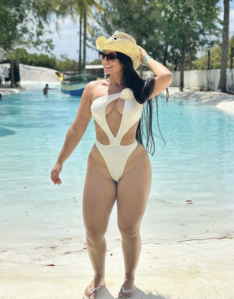 603944191: Chica busca chico en Almería