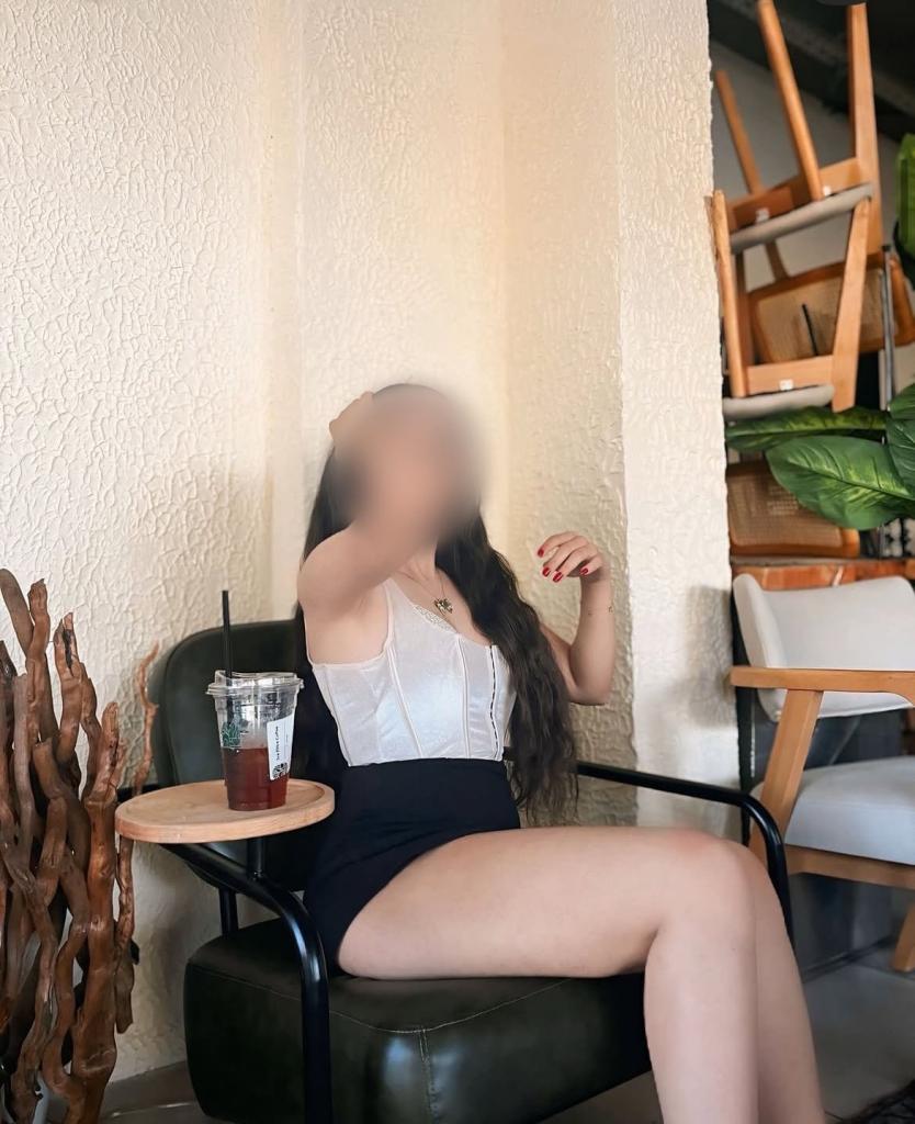 Chica busca chico en Mallorca: 