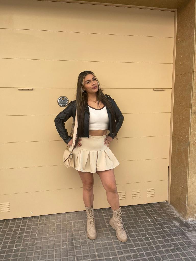 634611038: Chica busca chico en Alicante