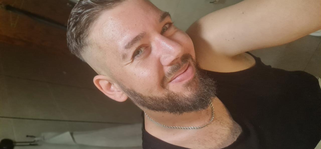 655385688: Chico busca chica en Las Palmas