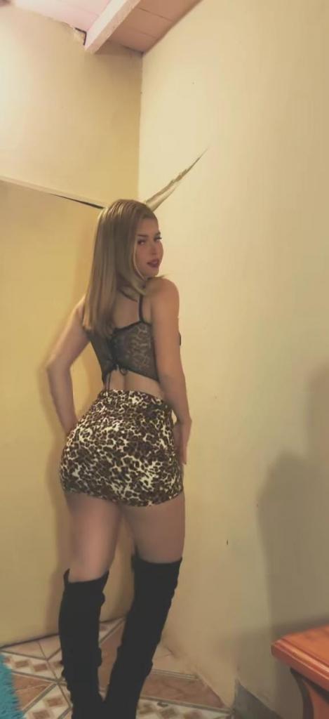 631909699: Chica busca chico en León