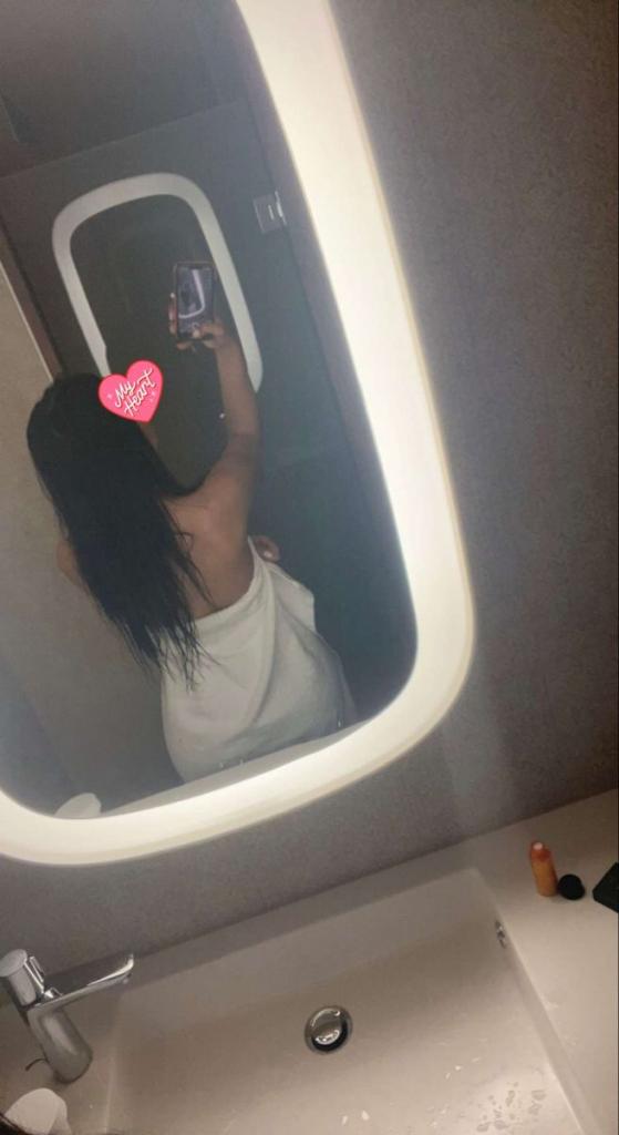 Chica busca chico en Sevilla: 