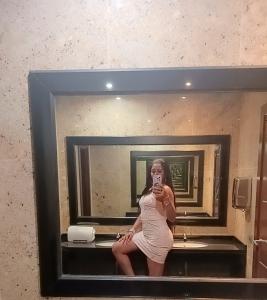 604113086: Chica busca chico en Málaga