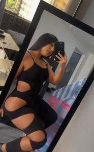 632239727: Chica busca chico en Navarra