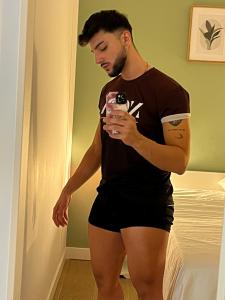 637705099: Chico busca chica en Tarragona