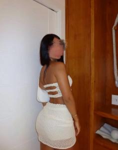 681810837: Chica busca chico en Cádiz