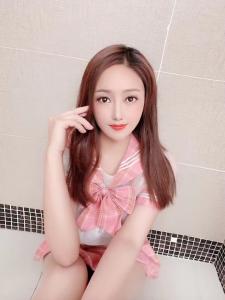 610003475: Chica busca chico en Barcelona