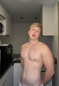 666778938: Chico busca chica en Gerona