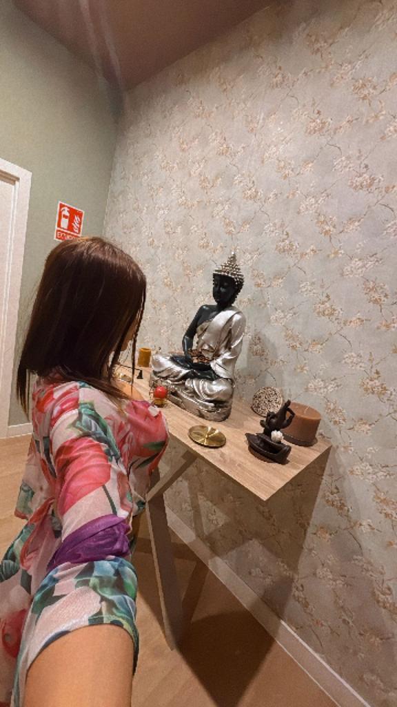 644856914: Chica busca chico en La Coruña