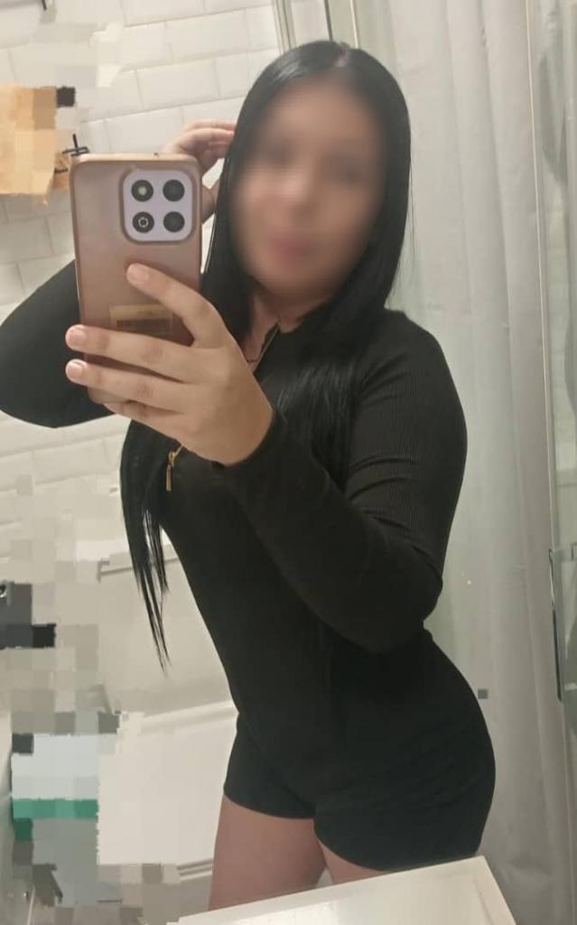 664590237: Chica busca chico en Las Palmas