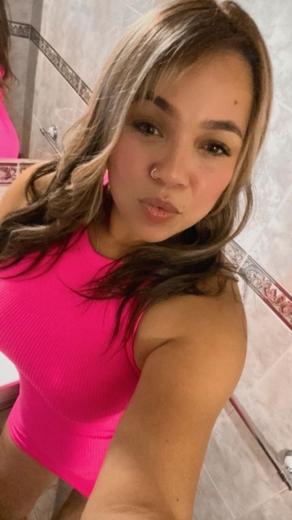 631654766: Chica busca chico en Las Palmas