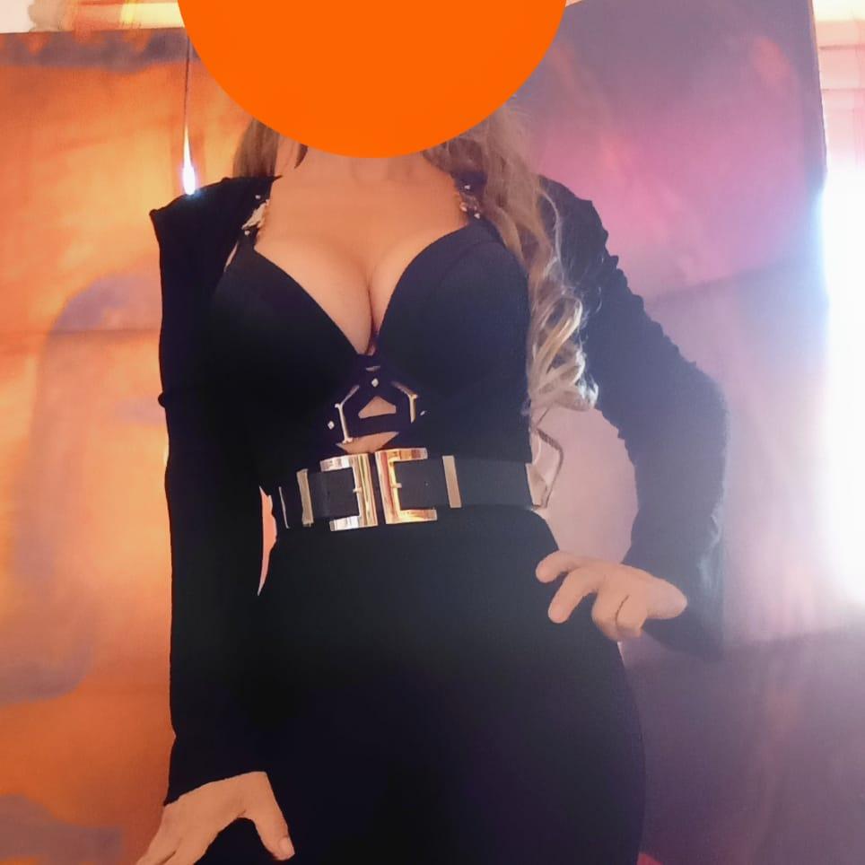 614747642: Chica busca chico en Sevilla