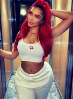 631536945: Chica busca chico en Barcelona