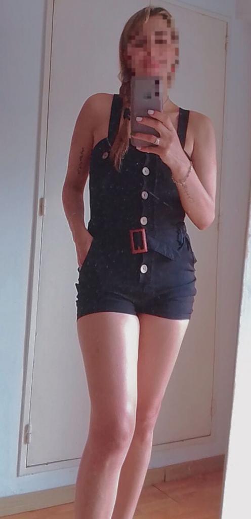 660106231: Chica busca chico en Gerona