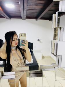 613226440: Chica busca chico en Pontevedra