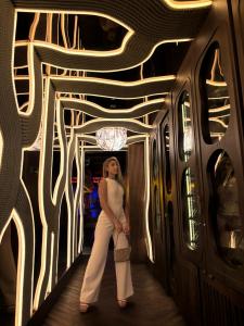 654659343: Chica busca chico en Madrid