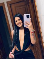 615694299: Chica busca chico en Madrid