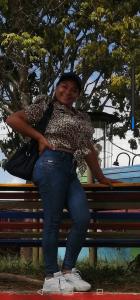 611242729: Chica busca chico en Tarragona