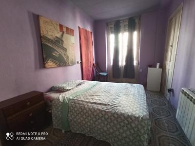 696842296:  en Barcelona