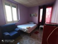 696842296:  en Barcelona