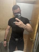 670100805: Chico busca chica en Barcelona