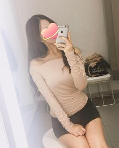 617704313: Chica busca chico en Madrid