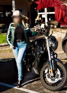 603285058: Chica busca chico en Cantabria