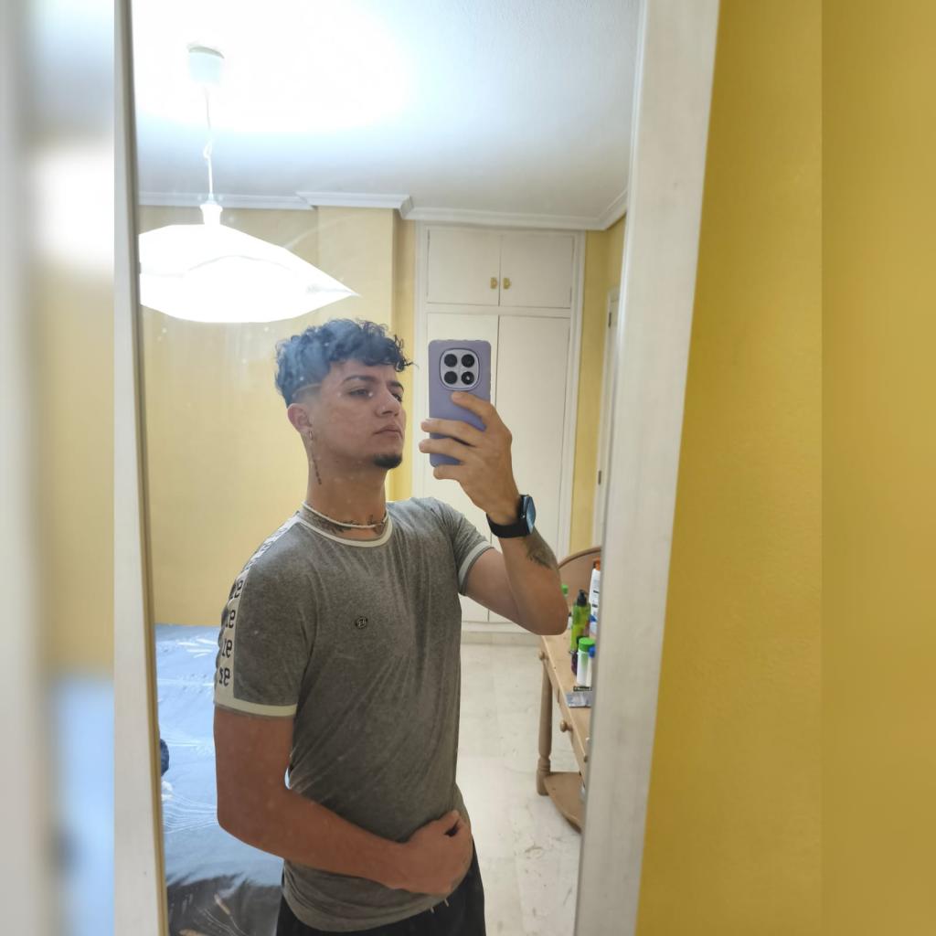 678532891: Chico busca chica en Zaragoza