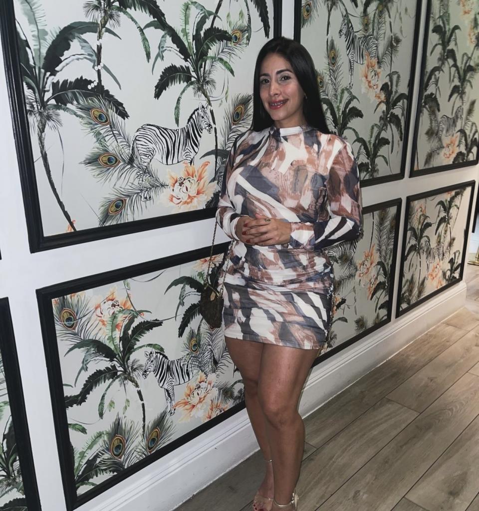 Chica busca chico en Granada: 