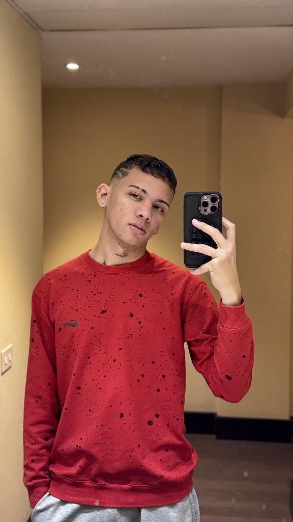 632576353: Chico busca chica en Madrid