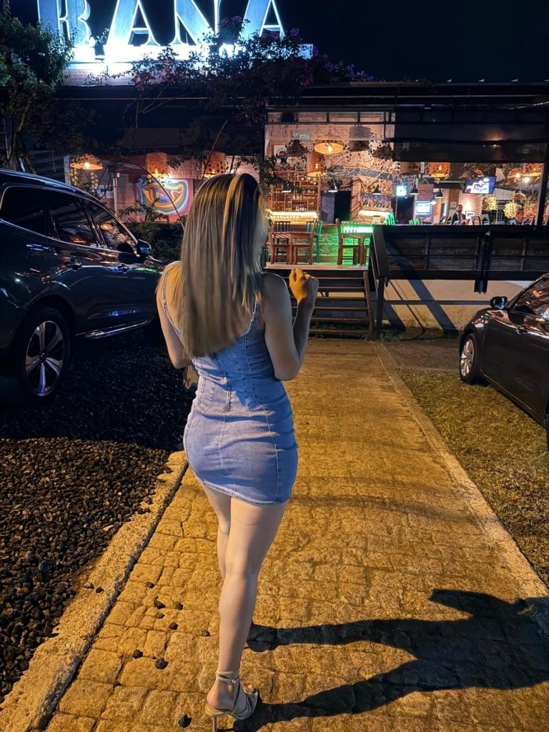 Chica busca chico en Murcia: 