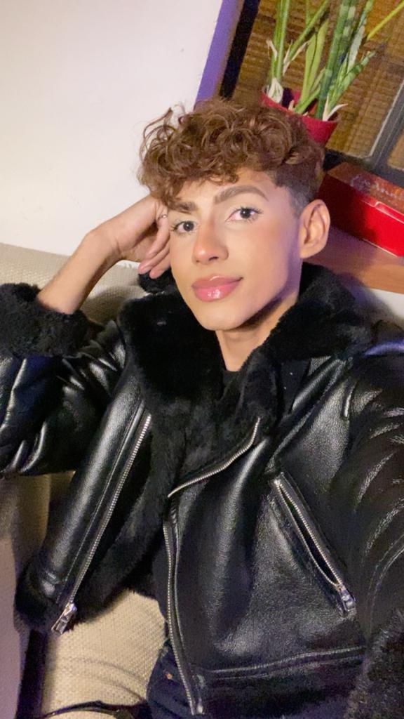 Chico busca chica en Málaga: 